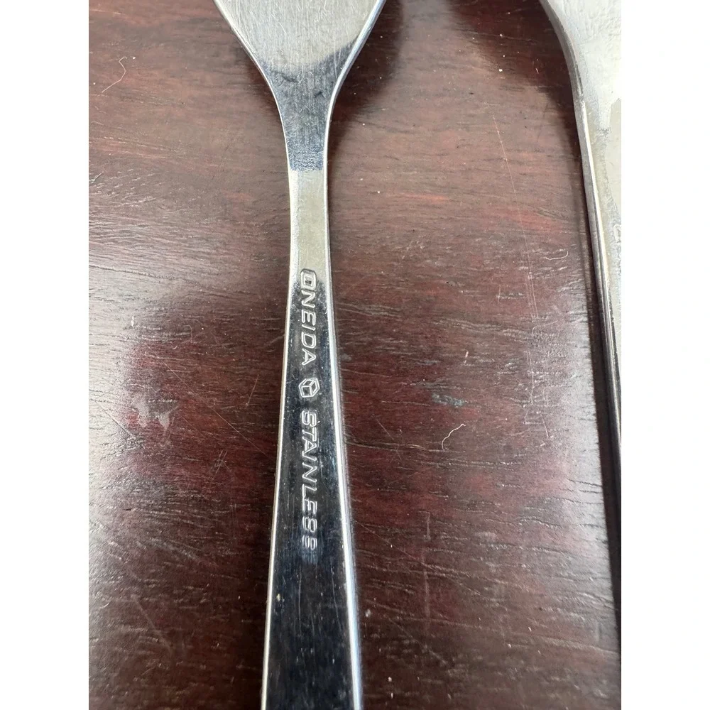 Oneida Will O Wisp Stainless Salad Forks Set of 4 Mid Century Modern Flatware